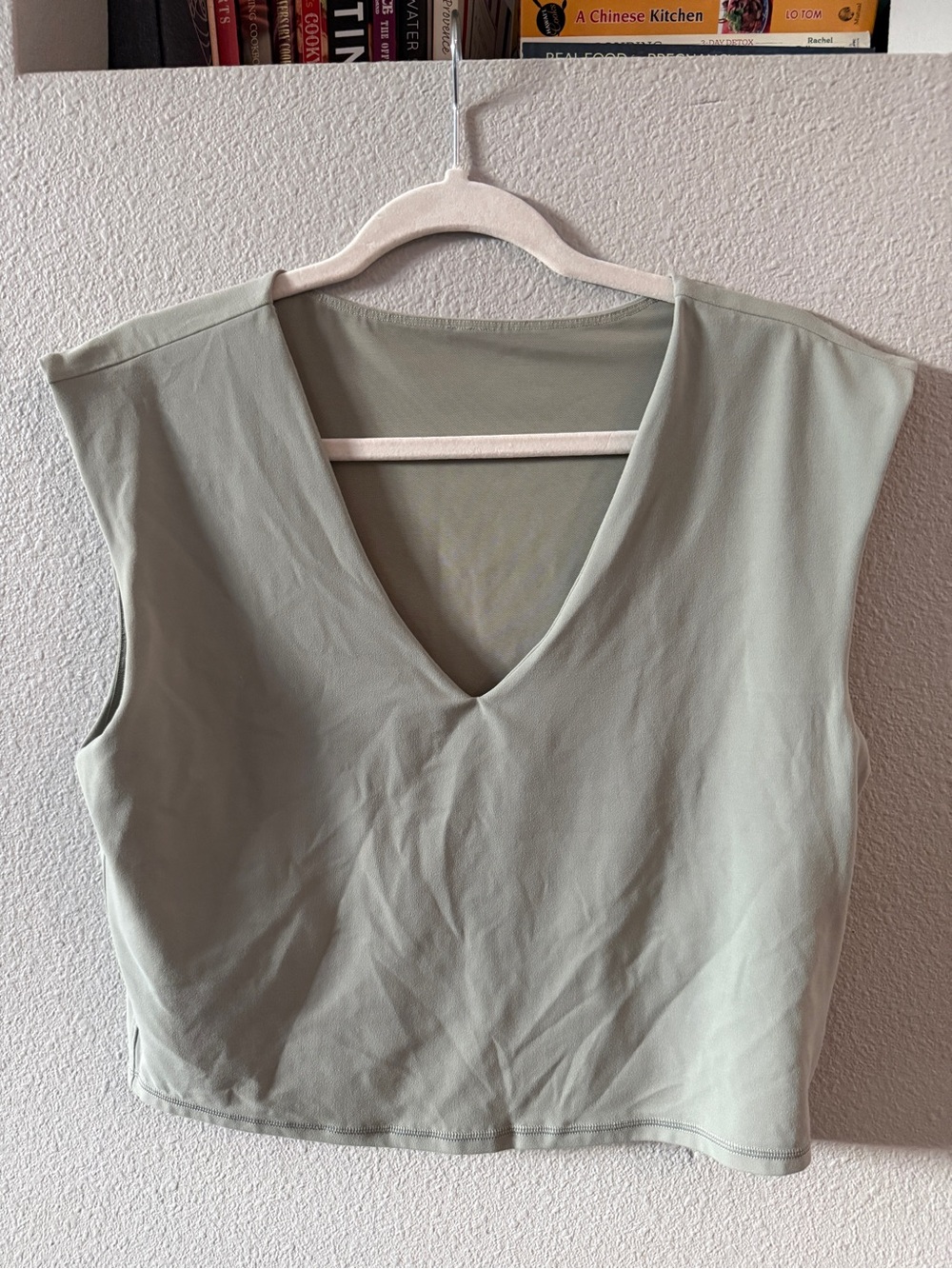 *Athleta* V-Neck Cap Sleeve seamless Tank Top in Light Sage Green